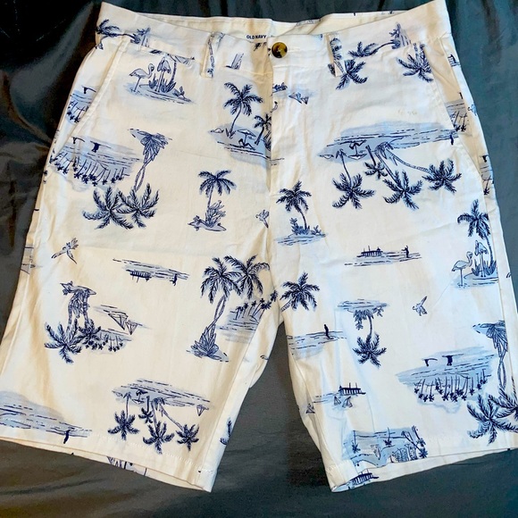 Casual shorts - Picture 1 of 2